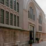 Da sedici anni a questa parte � la sede della Cittadella della Cultura, la quale oltre a ospitare la Biblioteca...